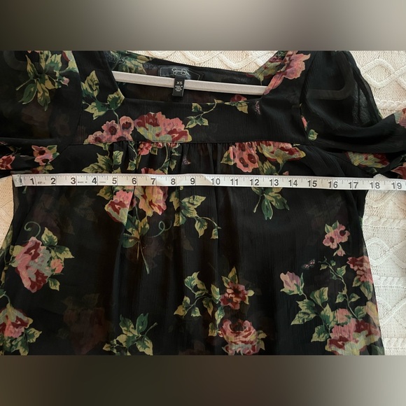 Jessica Simpson Floral Sheer Women's Blouse XS - Picture 11 of 11